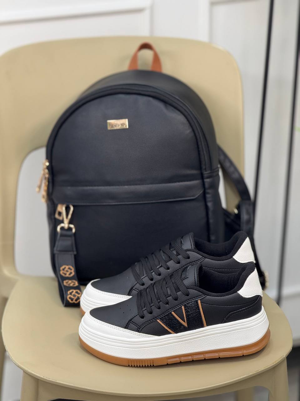 COMBO: Bolso + Calzado en Oferta