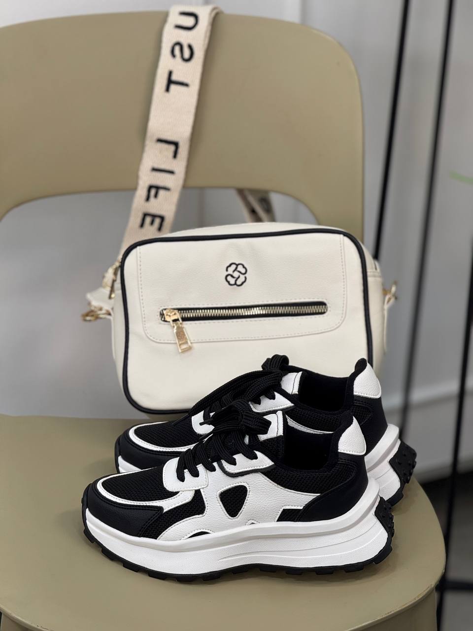 COMBO: Bolso + Calzado en Oferta