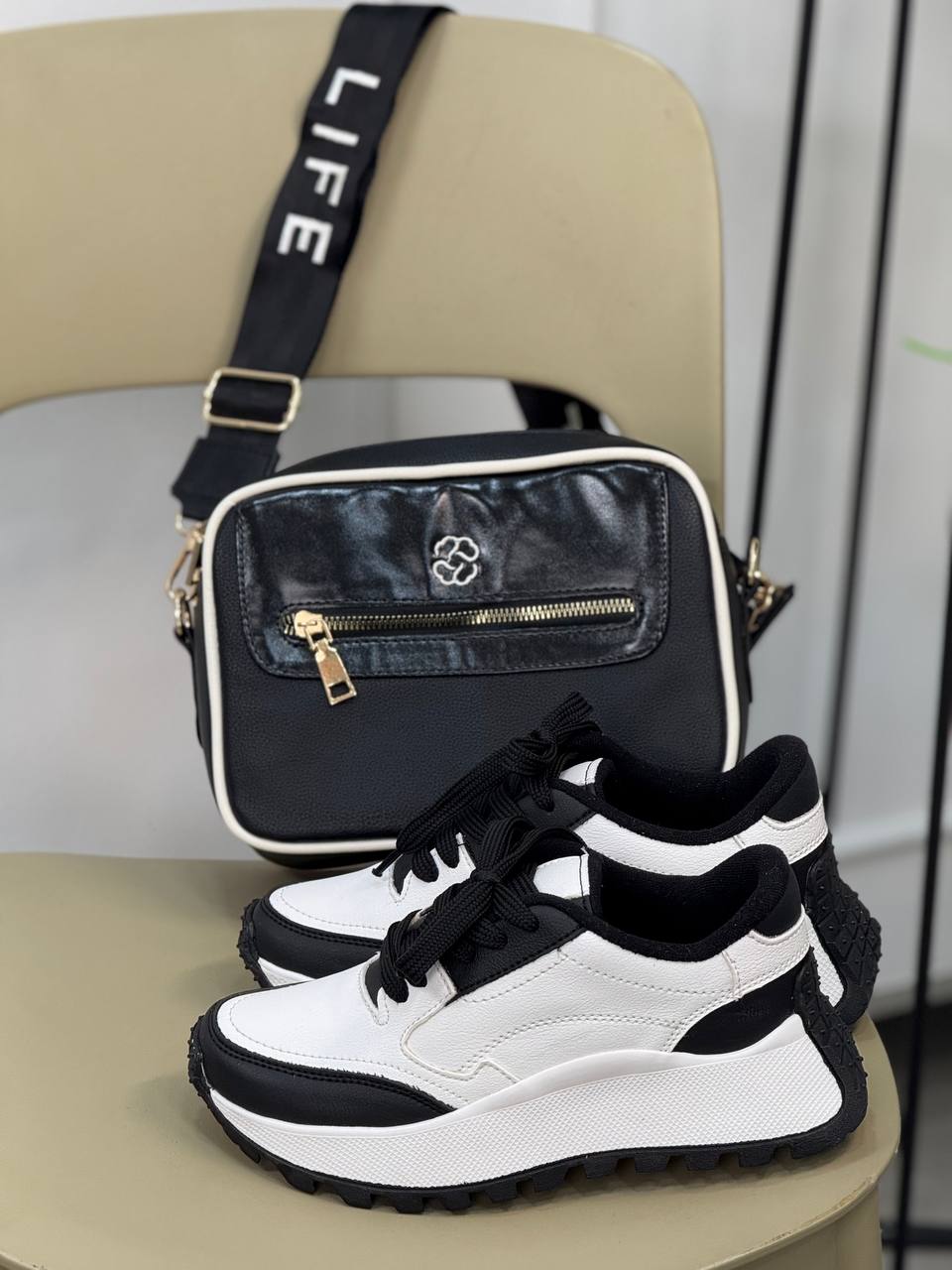 COMBO: Bolso + Calzado en Oferta