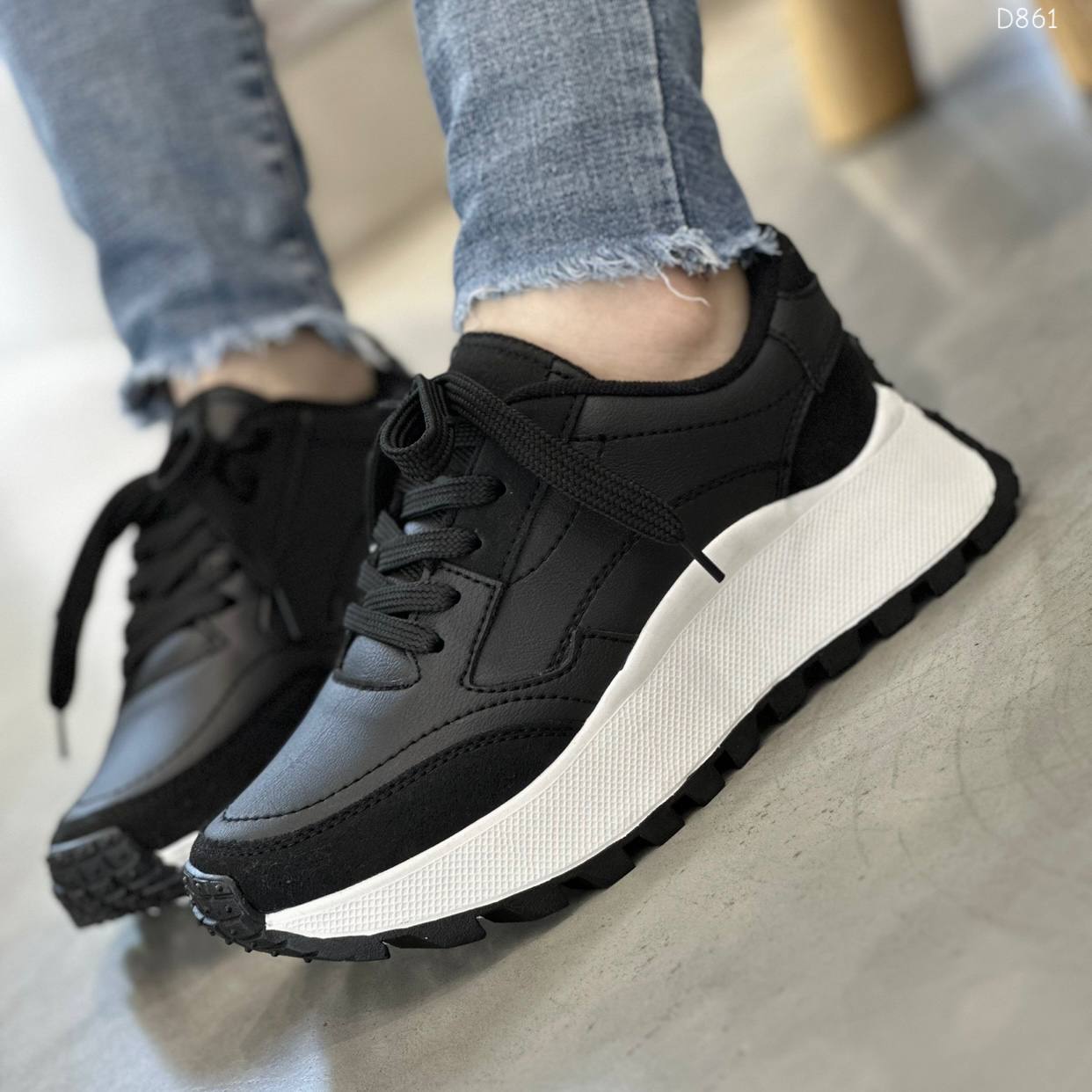 Tenis Negros para mujer D861