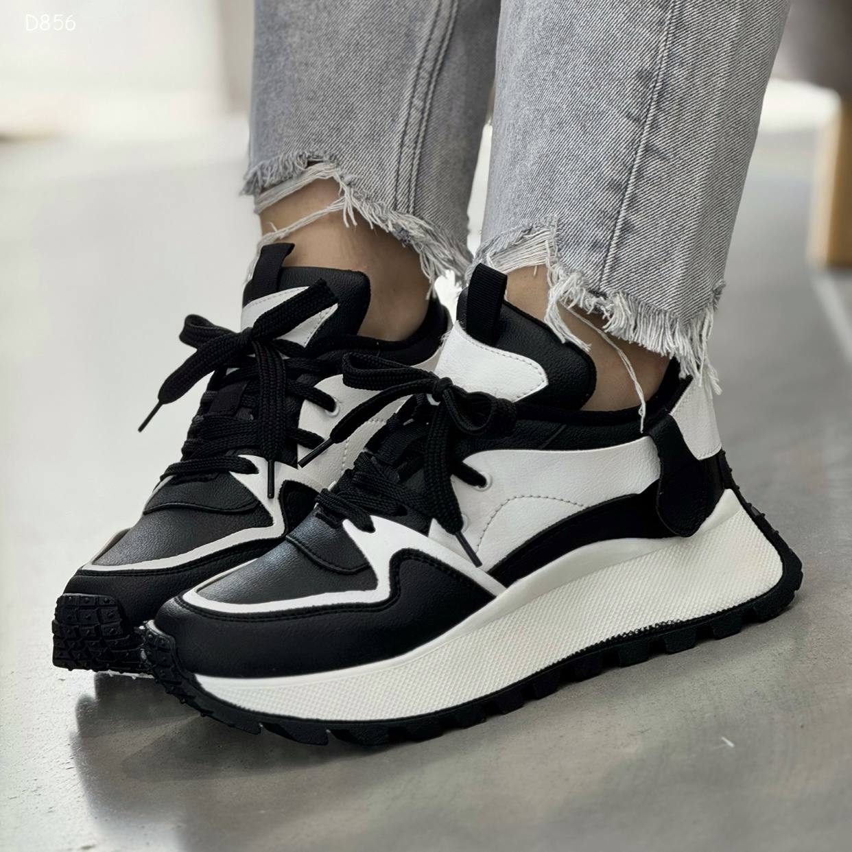Tenis para Mujer de Nueva Colección D856 Hueso x Negro
