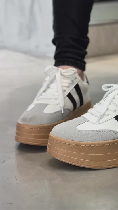 Tenis Blancos suela alta 5cm para mujer D865